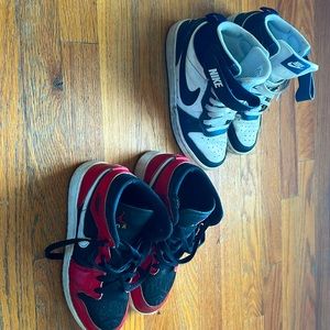 Boys size 4Y Nike Air Jordan mid top sneakers
